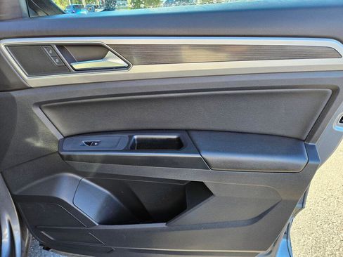 Used 2018 Volkswagen Atlas SE image 12