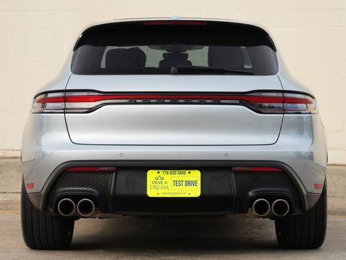 Used 2023 Porsche Macan S AWD/4WD image 11
