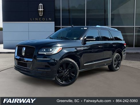 Used 2023 Lincoln Navigator Reserve RWD image 1