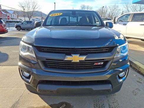 Used 2017 Chevrolet Colorado Z71 image 2