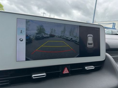 Certified 2024 Hyundai Ioniq 5 SEL AWD/4WD image 18