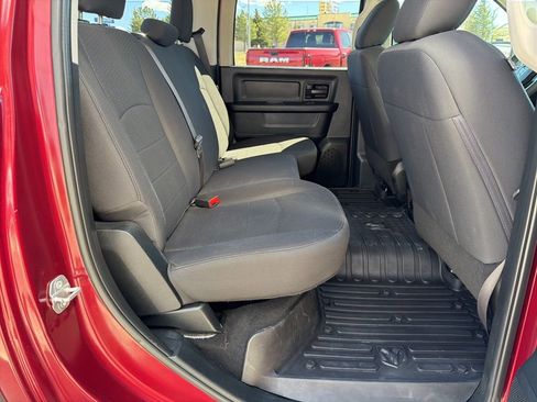 Used 2018 RAM 1500 Express w/ Express Value Package image 34