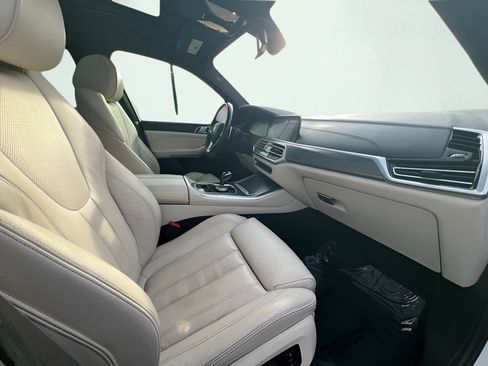 Used 2019 BMW X5 xDrive40i w/ Convenience Package AWD/4WD image 30