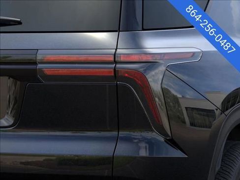 New 2026 Chevrolet Traverse LT image 11