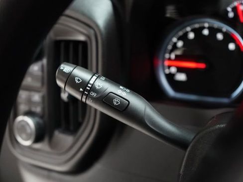 Used 2024 Chevrolet Silverado 2500 Custom w/ Custom Value Package image 19