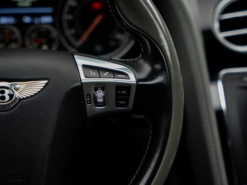 Used 2017 Bentley Flying Spur S V8 AWD/4WD image 45