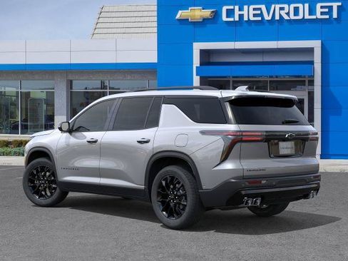 New 2026 Chevrolet Traverse LT w/ Midnight/Sport Edition FWD image 3
