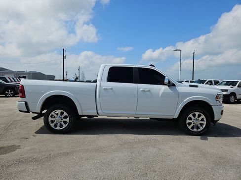 Used 2021 RAM 2500 Laramie AWD/4WD image 2