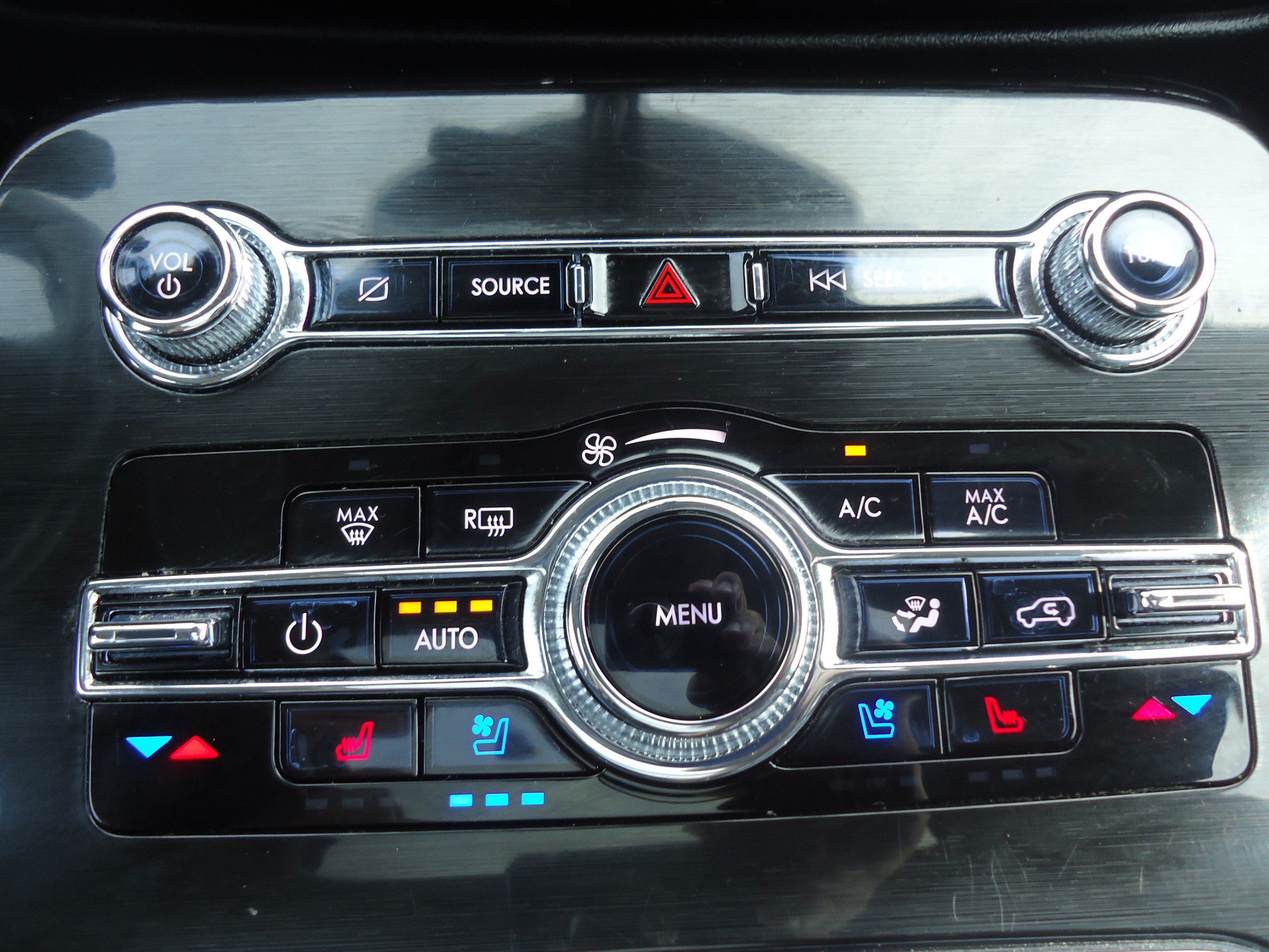 Used 2023 Lincoln Nautilus Reserve AWD/4WD image 19