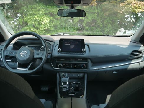 Certified 2021 Nissan Rogue S AWD/4WD image 7