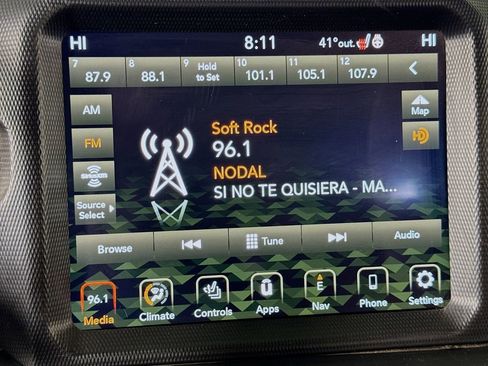 Used 2023 Jeep Wrangler Unlimited Sahara w/ Cold Weather Group image 33