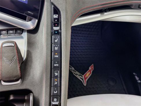 Used 2023 Chevrolet Corvette Stingray Premium Cpe w/ Z51 Performance Package RWD image 16