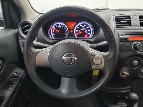 Used 2012 Nissan Versa SV image 17