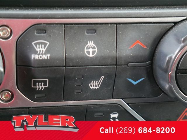 Used 2019 Jeep Wrangler Unlimited Rubicon w/ LED Lighting Group AWD/4WD image 30