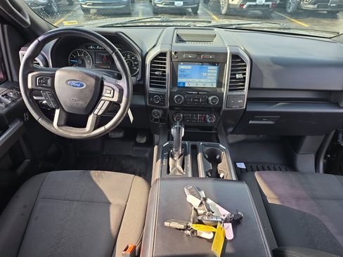 Used 2018 Ford F150 XLT w/ Equipment Group 302A Luxury image 11