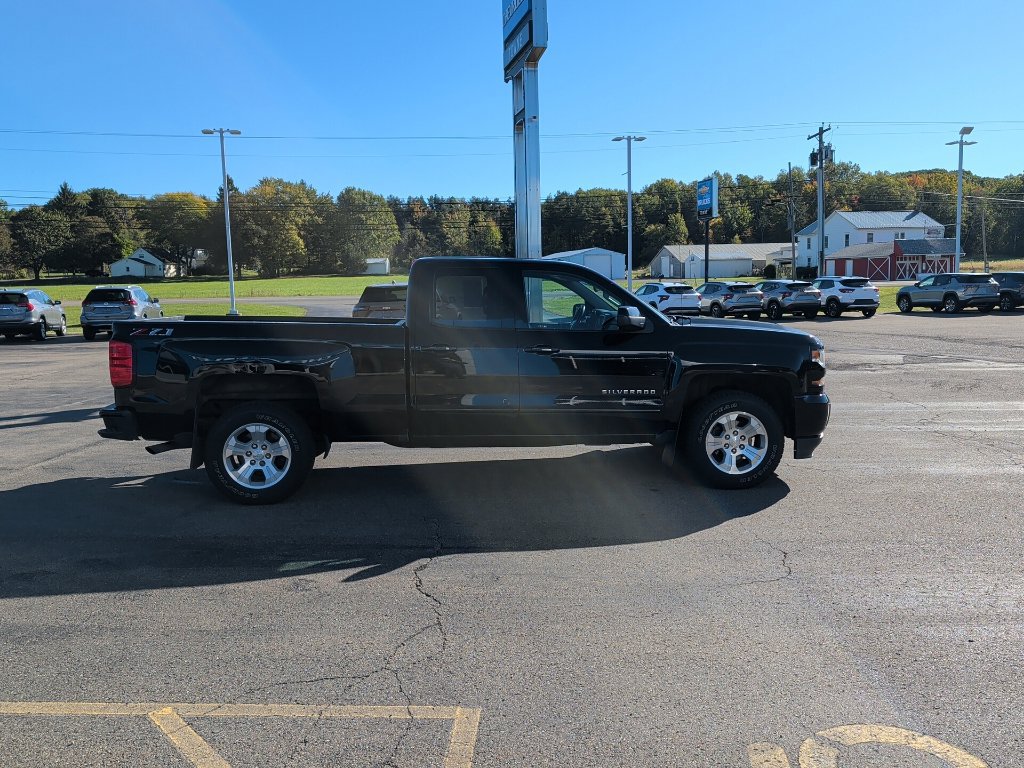 Used 2019 Chevrolet Silverado 1500 LT w/ All Star Edition AWD/4WD image 5