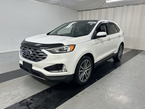 Used 2022 Ford Edge Titanium AWD/4WD image 5