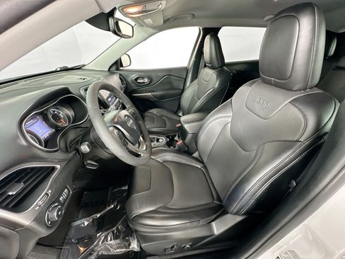 Used 2022 Jeep Cherokee Latitude Lux AWD/4WD image 20