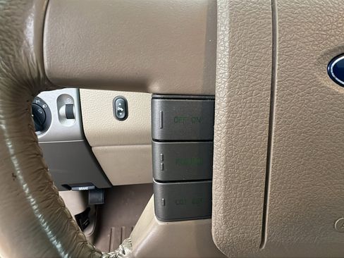 Used 2004 Ford F150 image 27