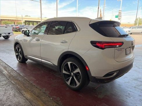 Used 2021 Buick Envision Essence w/ Technology Package I FWD image 4