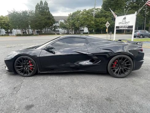 Used 2021 Chevrolet Corvette Stingray Premium Conv w/ Z51 Performance Package RWD image 5