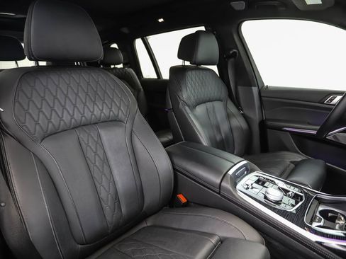 Certified 2024 BMW X7 M60i w/ Executive Package image 32