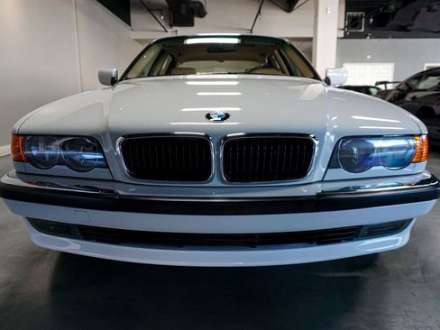 Used 1999 BMW 740iL image 14