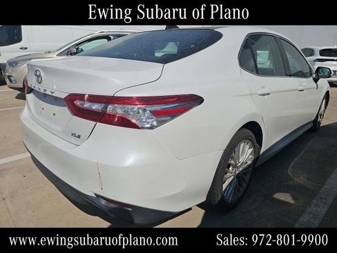 Used 2018 Toyota Camry XLE w/ Driver Assist Package FWD image 3