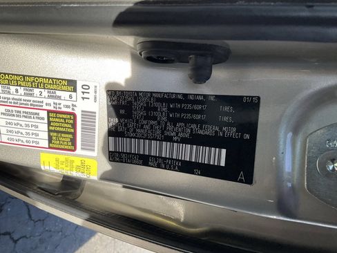 Used 2015 Toyota Sienna LE image 19