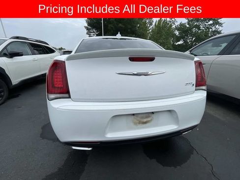 Used 2015 Chrysler 300 S RWD image 5