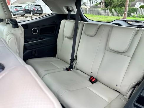 Used 2021 Subaru Ascent Limited w/ Technology Package AWD/4WD image 22
