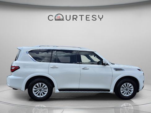 Certified 2024 Nissan Armada SV w/ Cargo Package RWD image 8