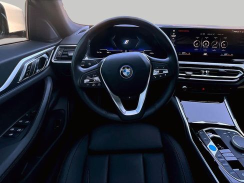 Used 2023 BMW i4 eDrive35 RWD image 5