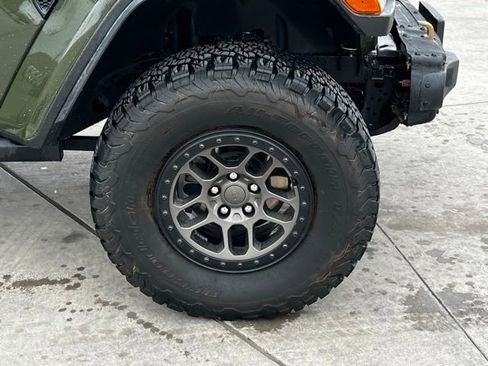 Used 2022 Jeep Wrangler Unlimited Rubicon w/ Xtreme Recon 35" Tire Package image 8