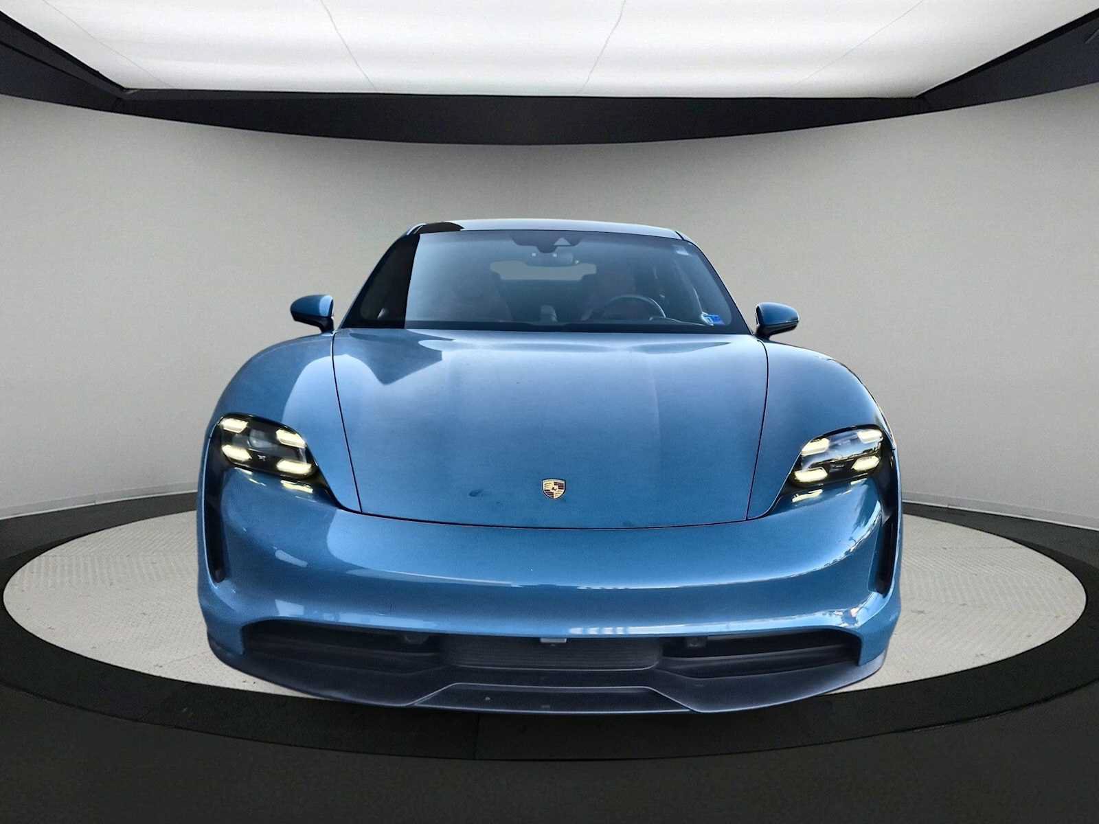 Used 2020 Porsche Taycan 4S w/ Premium Package AWD/4WD image 3