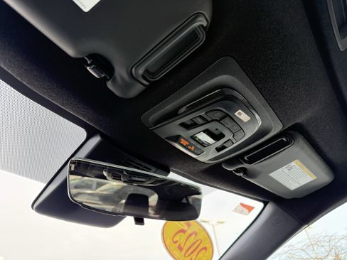 Used 2025 Toyota Corolla SE w/ SE Premium Package image 28