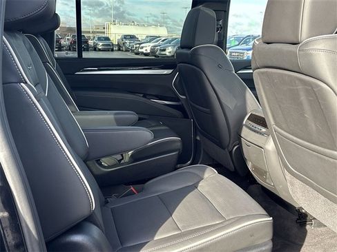 Certified 2025 Cadillac Escalade ESV Sport w/ Touring Package image 27