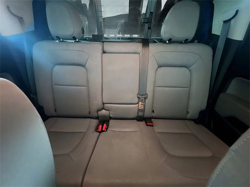 Used 2018 Chevrolet Colorado LT w/ LT Convenience Package image 25