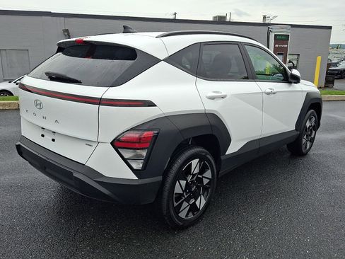 Certified 2024 Hyundai Kona SEL AWD/4WD image 5