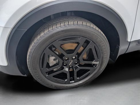 Used 2024 Kia Telluride EX X-Line image 13