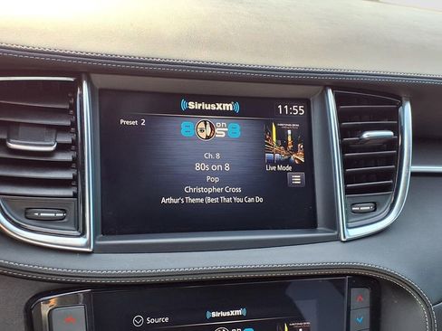 Used 2022 INFINITI QX50 Luxe w/ Appearance Package image 9