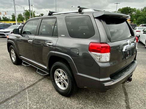 Used 2013 Toyota 4Runner SR5 w/ Convenience Pkg AWD/4WD image 3