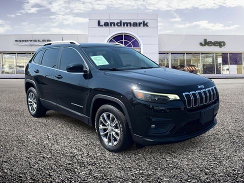Used 2021 Jeep Cherokee Latitude Lux w/ Comfort/Convenience Group FWD image 21