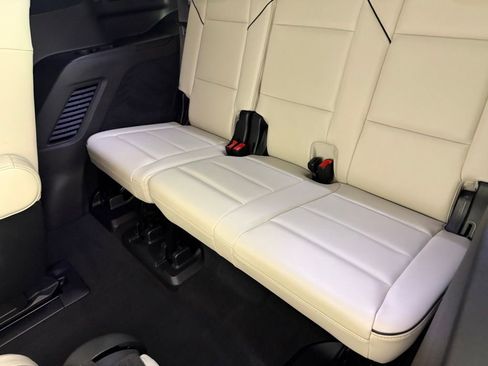 Used 2021 Cadillac Escalade Sport image 27