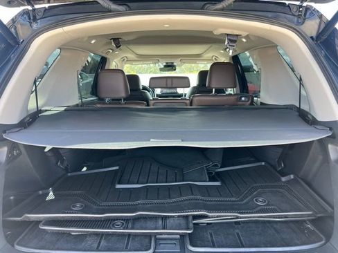 Used 2024 Honda Pilot Elite image 52