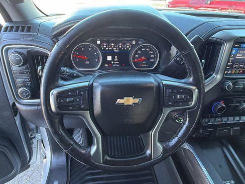 Used 2020 Chevrolet Silverado 2500 LTZ w/ LTZ Premium Package image 18