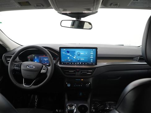 Used 2023 Ford Escape SE image 12