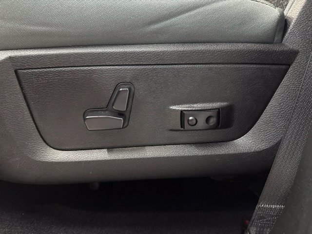 Used 2019 RAM 1500 Big Horn AWD/4WD image 29