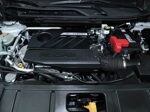 Certified 2023 Nissan Rogue SV image 38