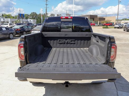 Used 2018 GMC Sierra 1500 SLT image 26